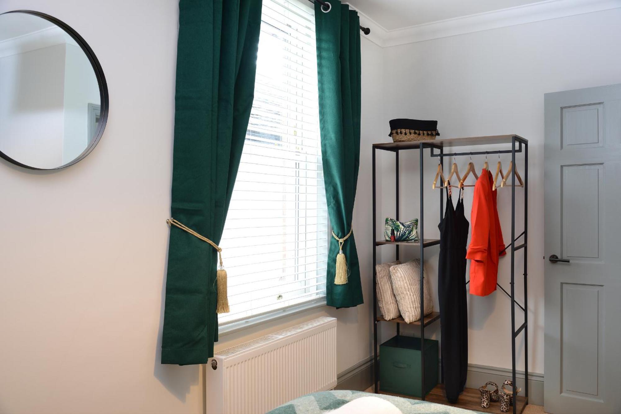 The Old Brewery Boardroom - Winchester City Centre - Unique Property - Free Parking - Sleeps 6 - By Xplus Stays Esterno foto